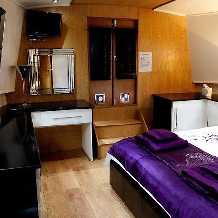 The Joker Boat Otel Liverpool Dış mekan fotoğraf